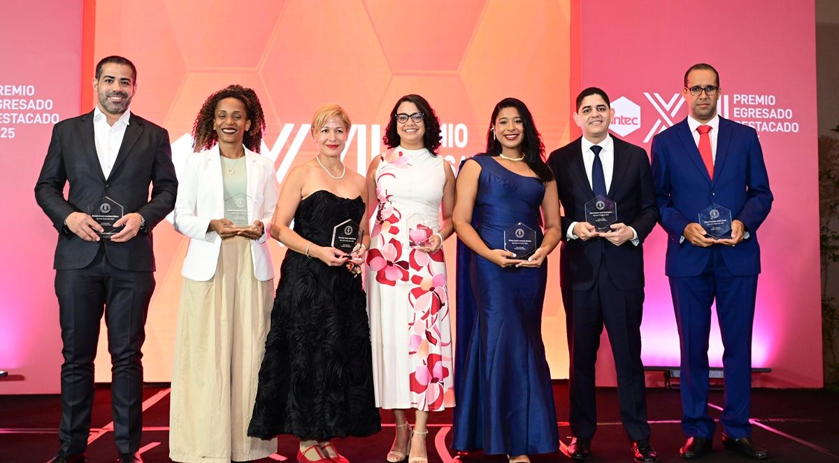 Egresados%20Destacados%20del%20INTEC%202025-6265f025 Instituto Tecnológico de Santo Domingo - Instituto Tecnológico de Santo Domingo
