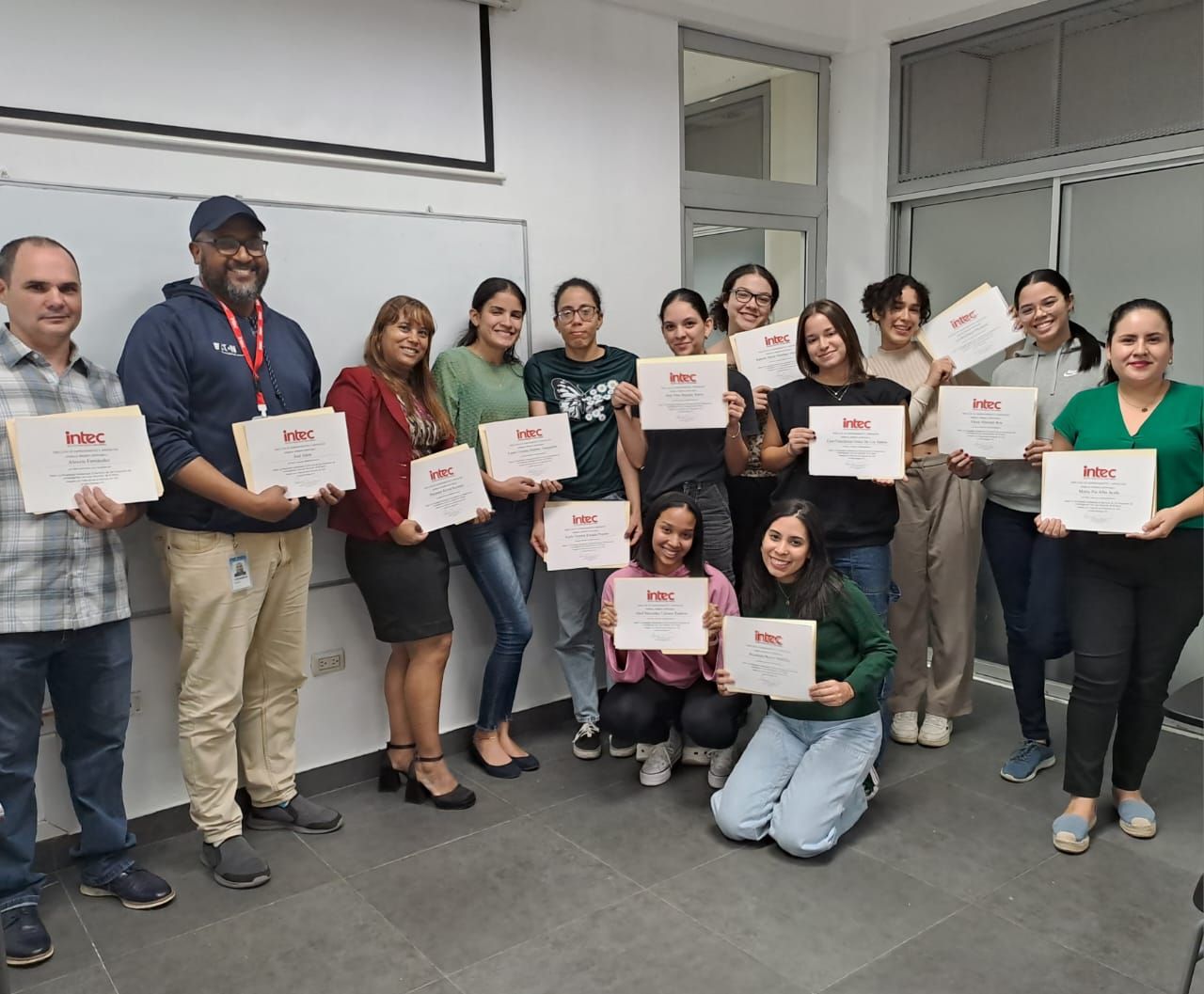 08-01-2024%20Taller%20Propiedad%20Intelectual%20al%20Servicio%20de%20Proyectos%20de%20Investigacion%20Fuente%20externa-73419392 image 08-01-2024%20Taller%20Propiedad%20Intelectual%20al%20Servicio%20de%20Proyectos%20de%20Investigacion%20Fuente%20externa-73419392 Instituto Tecnológico de Santo Domingo - Estudiantes, docentes y colaboradores concluyen taller “Propiedad Intelectual aplicada a Proyectos de Investigación”