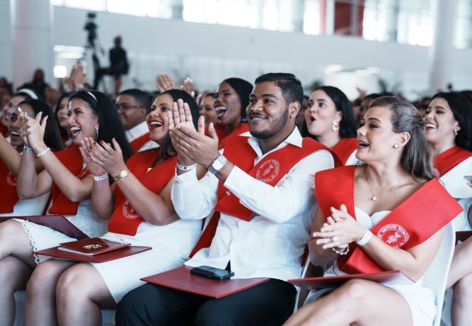 Egresados%20y%20egresadas%20de%20INTEC%20tienen%20mas%20de%20un%2098%20de%20empleabilidad-95188df8 Instituto Tecnol&oacute;gico de Santo Domingo - prensa