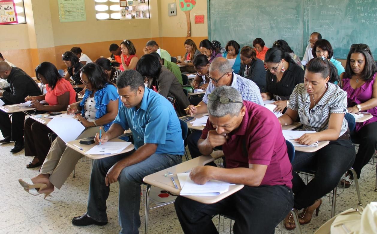 Diplomado%20en%20Matematicas%20San%20Juan%20Maguana%20Examenes%20a%20docentes-c808d431 image Diplomado%20en%20Matematicas%20San%20Juan%20Maguana%20Examenes%20a%20docentes-c808d431 Instituto Tecnológico de Santo Domingo - Unos 750 maestros del Sur concluyen diplomado en Enseñanza de Matemáticas