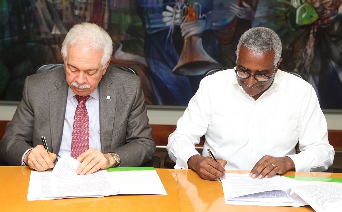 Instituto Tecnológico de Santo Domingo - INTEC y BHD León firman ...