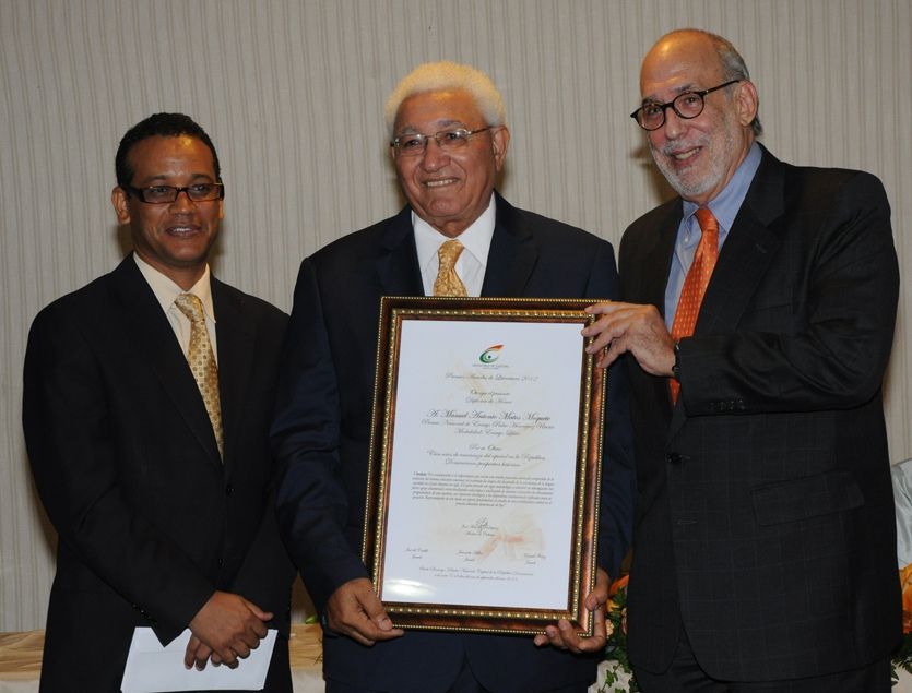 Manuel%20Matos%20Moquete-f75db131 image Manuel%20Matos%20Moquete-f75db131 Instituto Tecnológico de Santo Domingo - Manuel Matos Moquete recibe Premio Nacional de Ensayo Pedro Henríquez Ureña