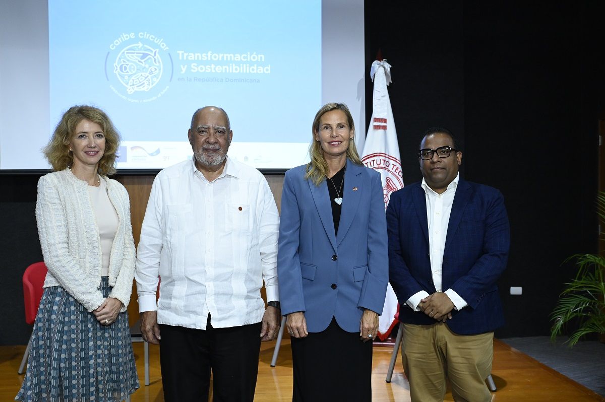 Nueve%20municipios%20turisticos%20de%20Republica%20Dominicana%20lideran%20la%20reduccion%20de%20plasticos%20en%20el%20Caribe%20con%20proyecto%20GIZ-fcf0e4a8 image Nueve%20municipios%20turisticos%20de%20Republica%20Dominicana%20lideran%20la%20reduccion%20de%20plasticos%20en%20el%20Caribe%20con%20proyecto%20GIZ-fcf0e4a8 Instituto Tecnológico de Santo Domingo - Nueve municipios turísticos de República Dominicana lideran la reducción de plásticos en el Caribe con proyecto GIZ