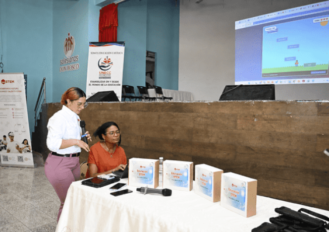 INTEC_instruye_a_docentes_preuniversitarios_en_la_creacion_de_recursos_de_gamificacion_con_inteligencia_artificial_1_optimized_450-fefb923f Instituto Tecnol&oacute;gico de Santo Domingo - prensa